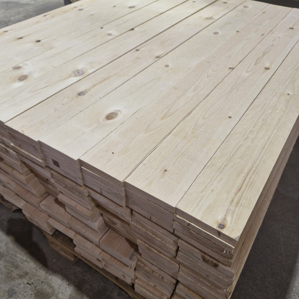 Drevené dosky na obklad stien a stavebné projekty – balík 20 ks 10x100 cm